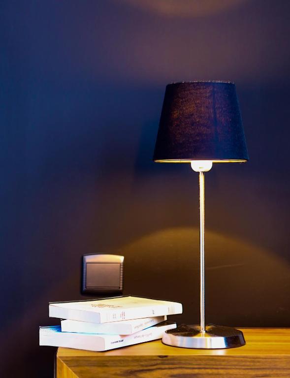 Hotel St James Mons Habitación foto